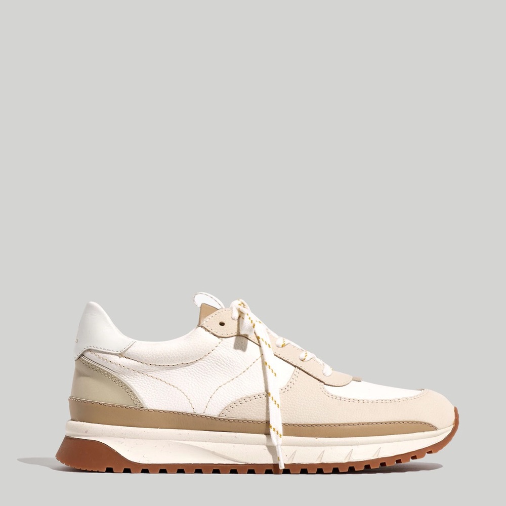 New in box madewell trainers

Never worn, a bit tight for me. Runs small.